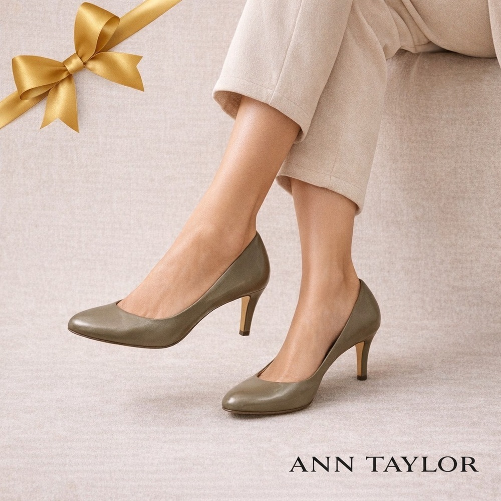 Ann Taylor Leather Heels Olive Green Size 8
